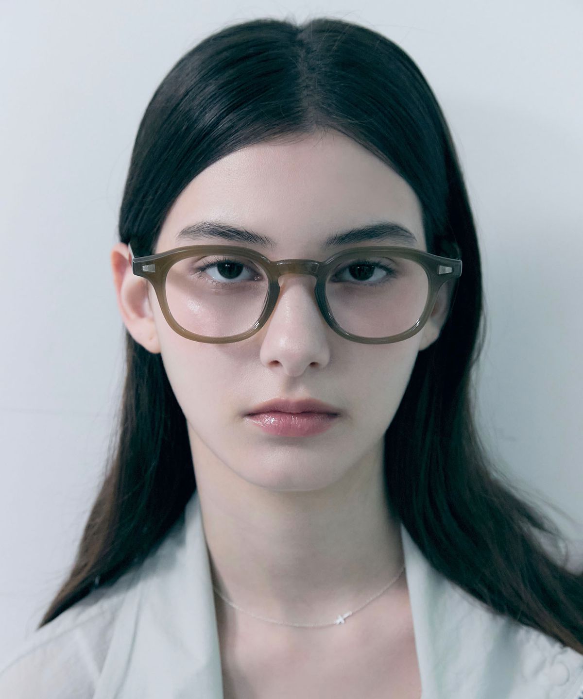 오아트(OART) Clara Glasses [KHAKI]