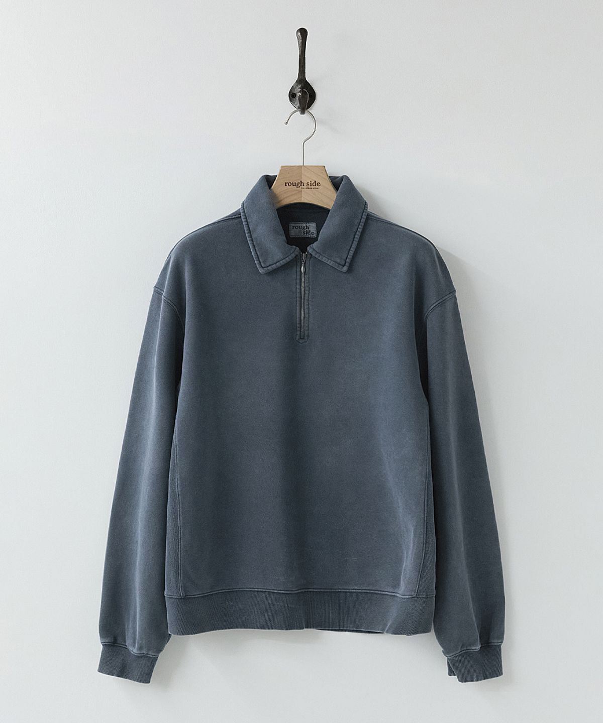 러프사이드(ROUGHSIDE) Faded Quarter Zip Sweat Vintage Blue