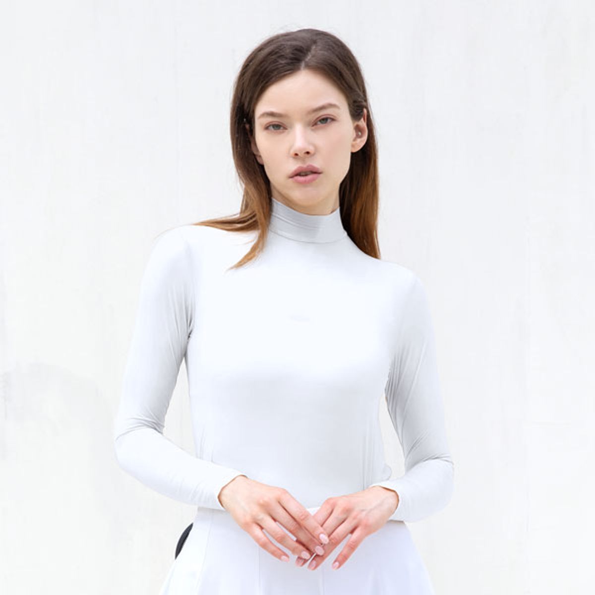 어베이브(AVAVE) 여성 하이넥 냉감 이너웨어 골프 쿨 티셔츠 화이트
