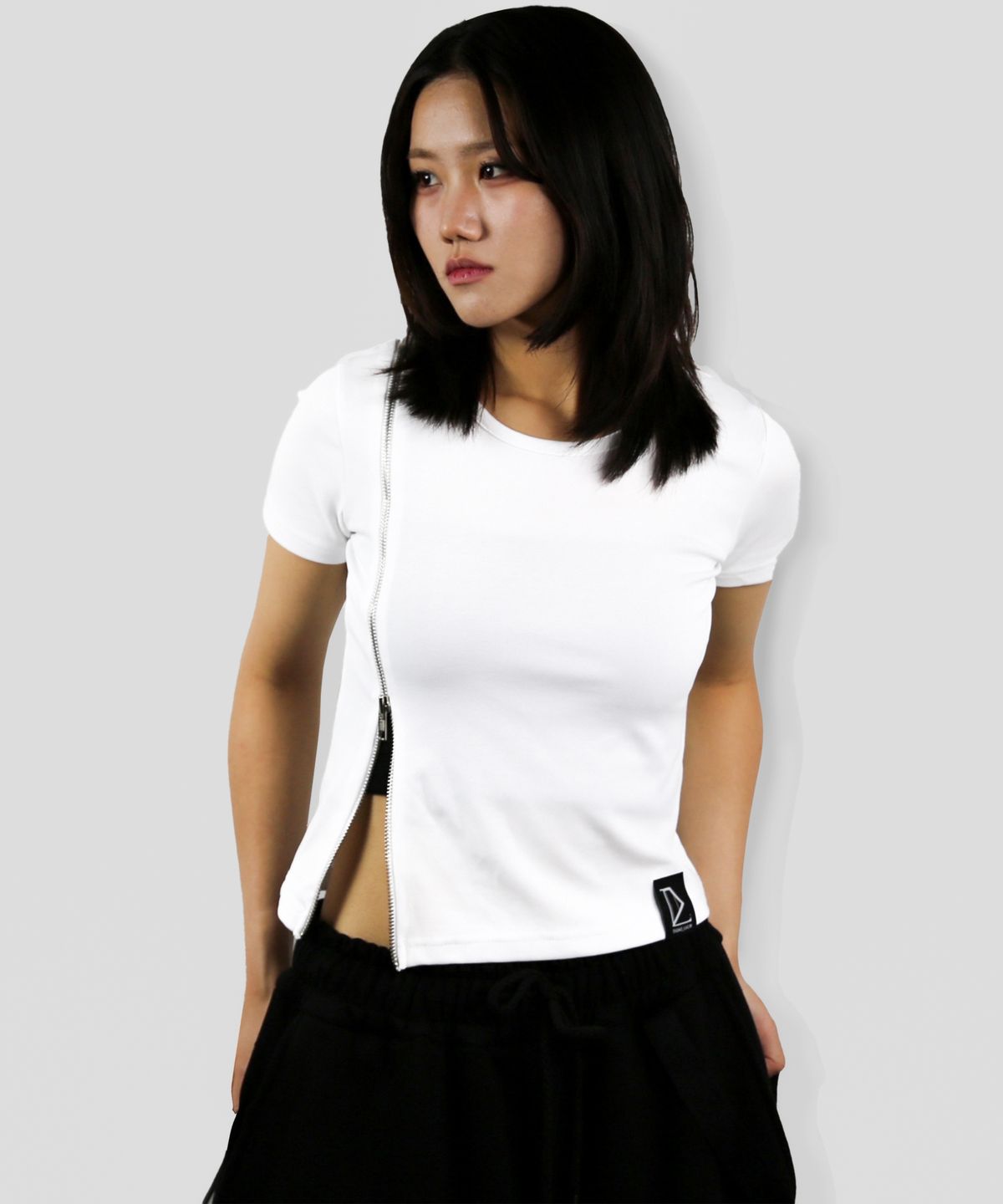 디그노루시르(DIGNOLUCIR) 오가닉 실켓 지퍼티(White)