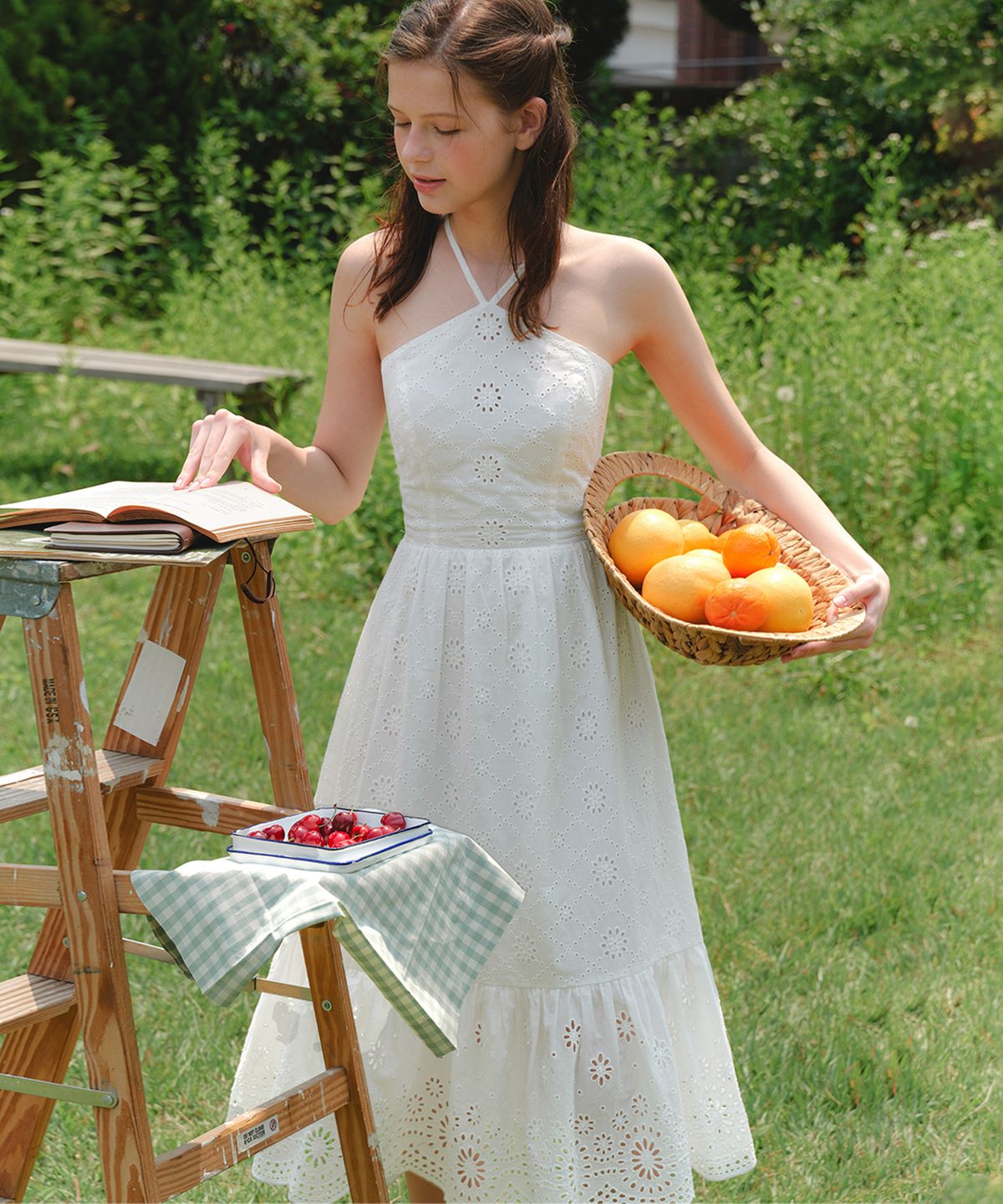 벨로디네라(VALLO DE NERA) Camellia Dress White