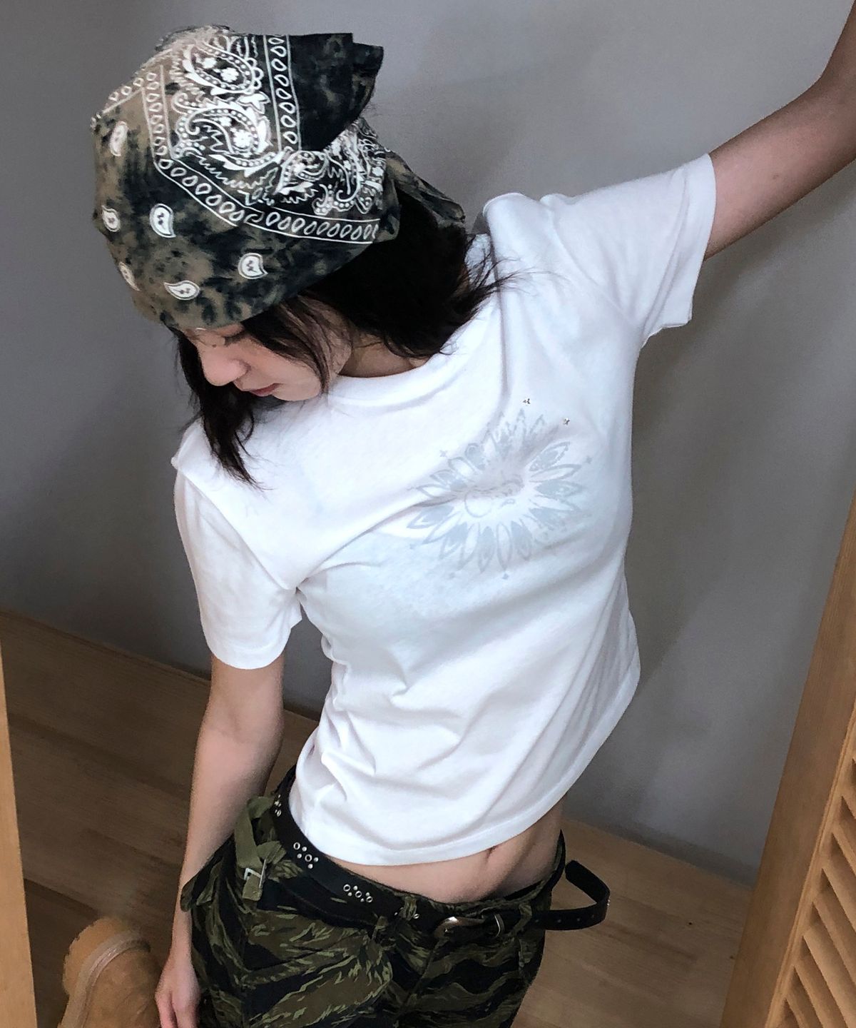 데프가먼츠(DEFGARMENTS) AROUND STONE T-SHIRTS