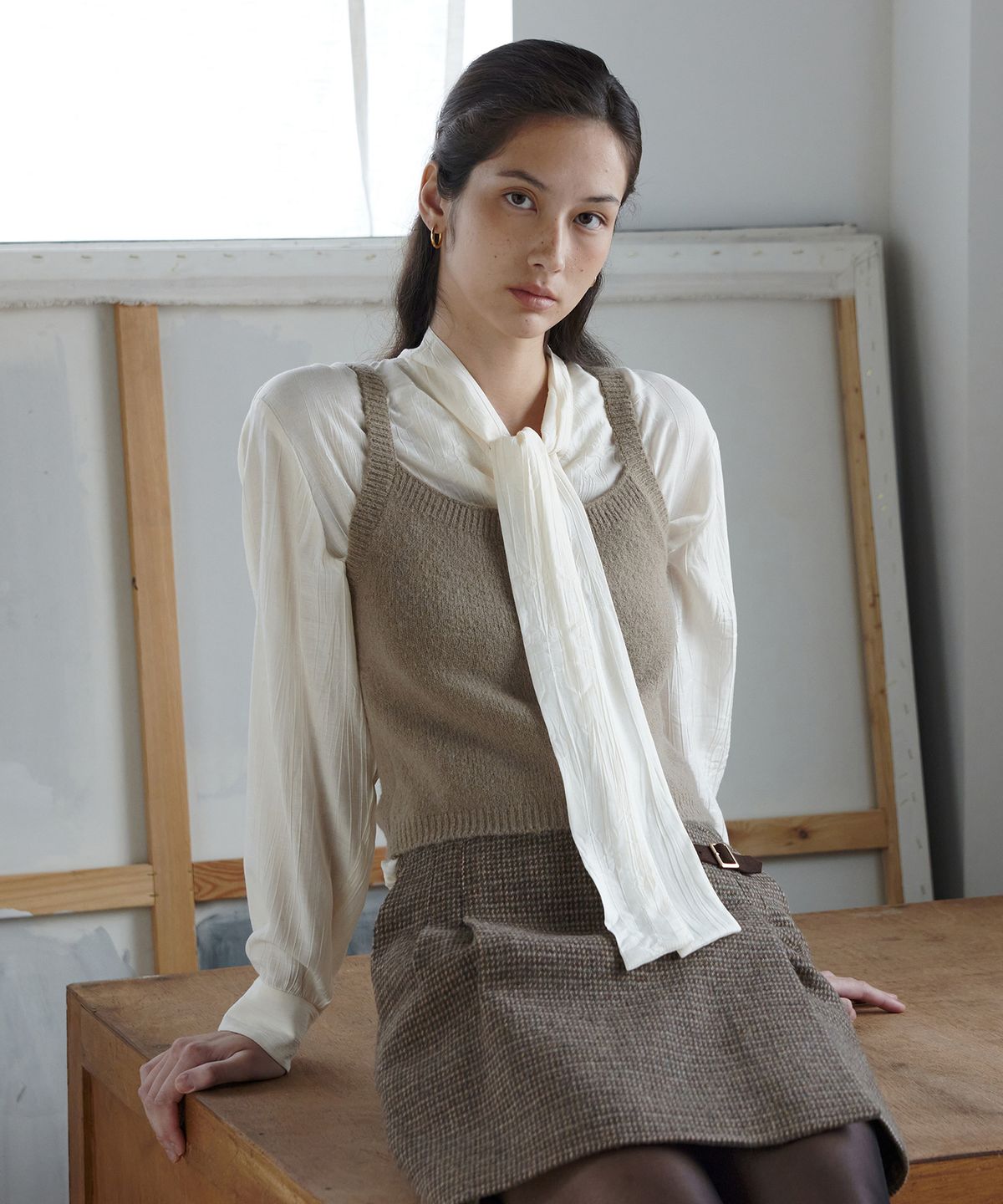 오떼뜨(OCTETTE) CROFFLE TIE BLOUSE_WIRNKLE VER_2COLOR