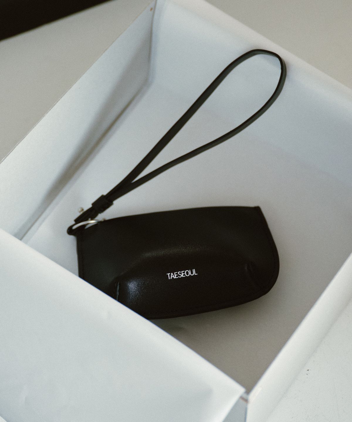 태서울(TAESEOUL) Pebble card wallet (Black)