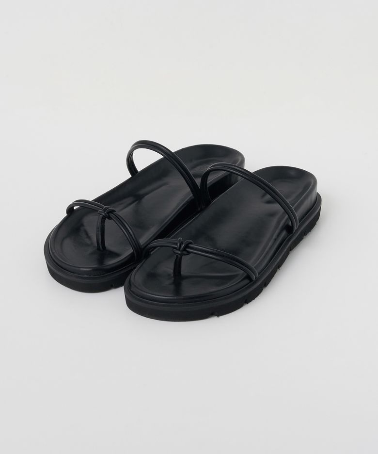 Strap slippers