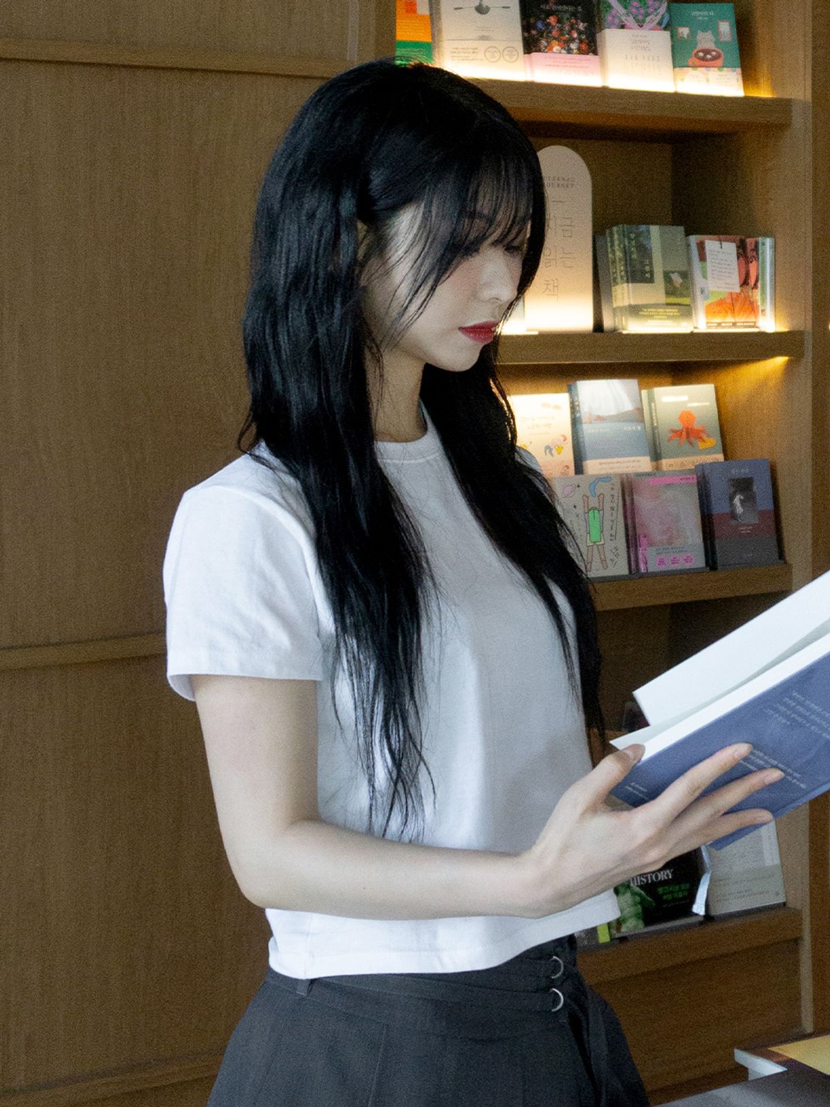 엑스오엑스(XOX) (우먼) 코튼 크롭 티셔츠 [WHITE]