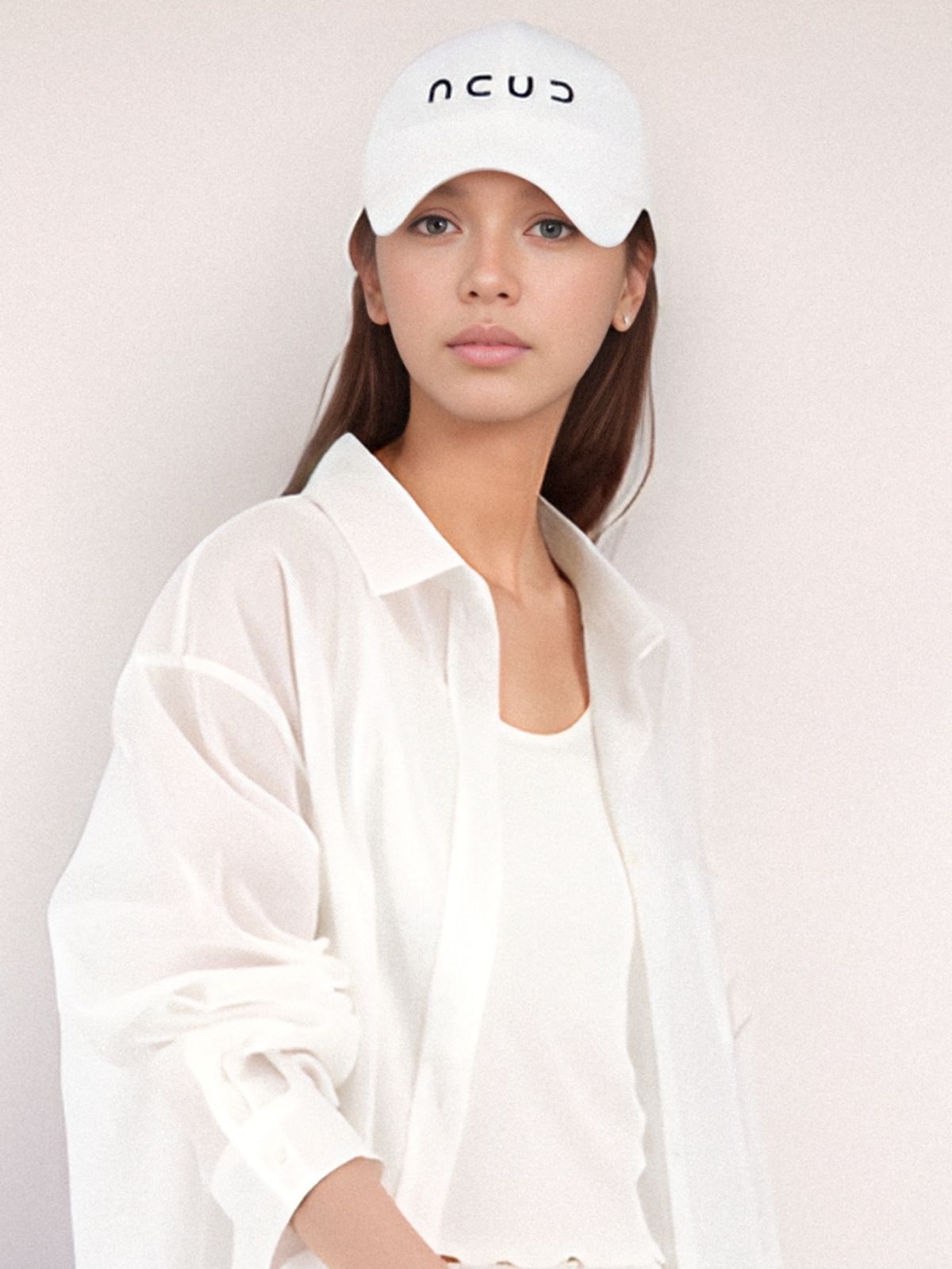 아쿠드(ACUD) Logo String Ball Cap _White