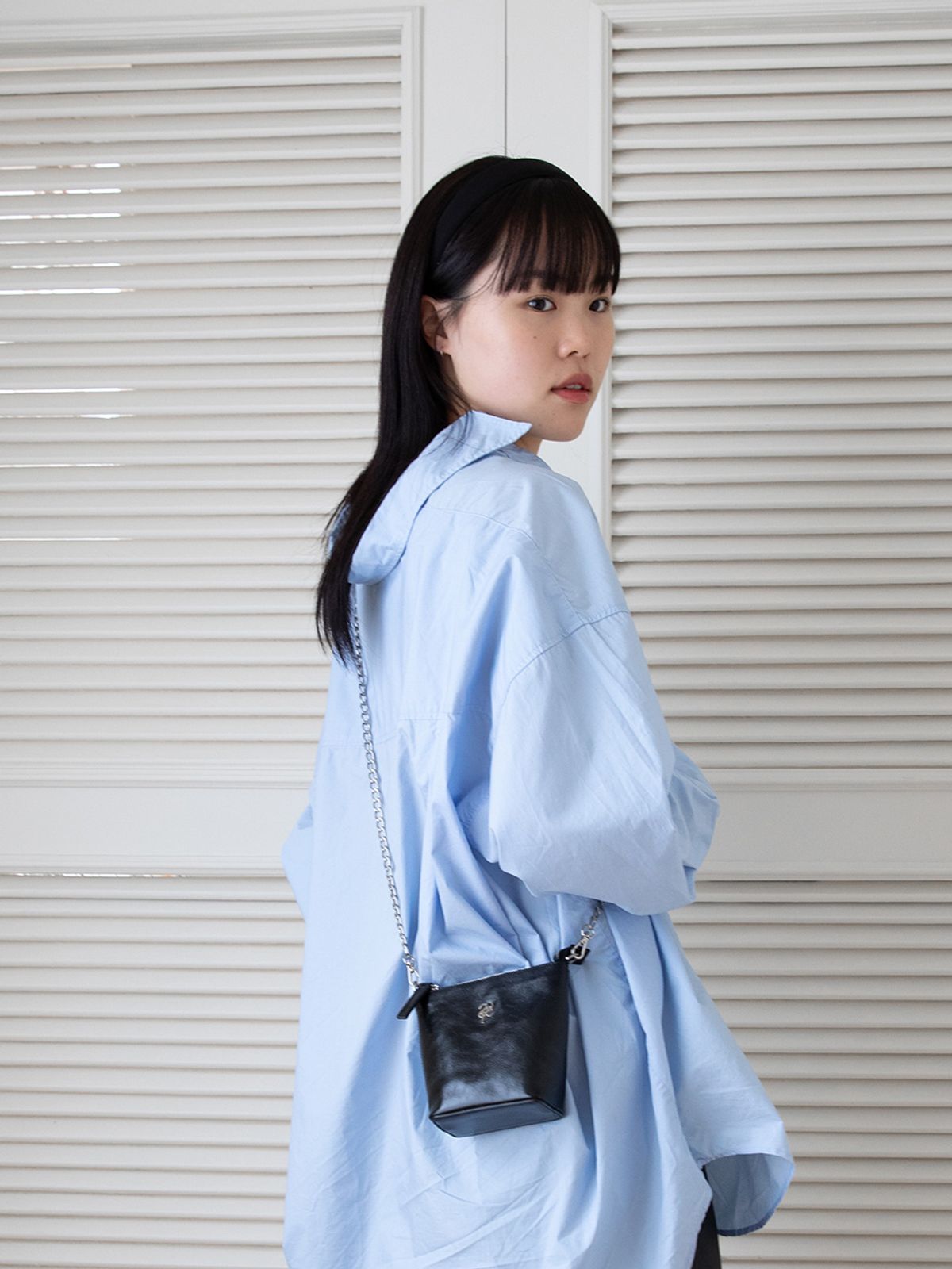 샤이티모시(SHYTIMOTHEE) leather mignon bag_black