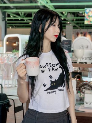 (우먼) 어썸 포우 캣 프린트 크롭 티셔츠 [WHITE]