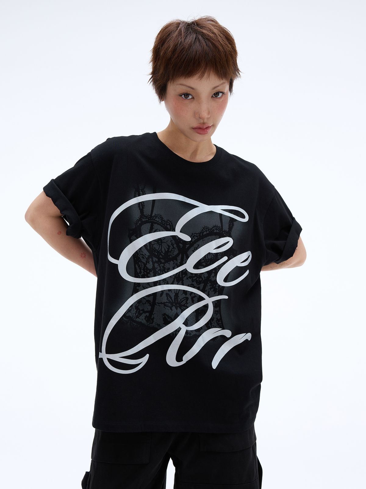 이이이알알알(EEERRR) Big Pearl Logo Corset Printing T-shirt (Black)