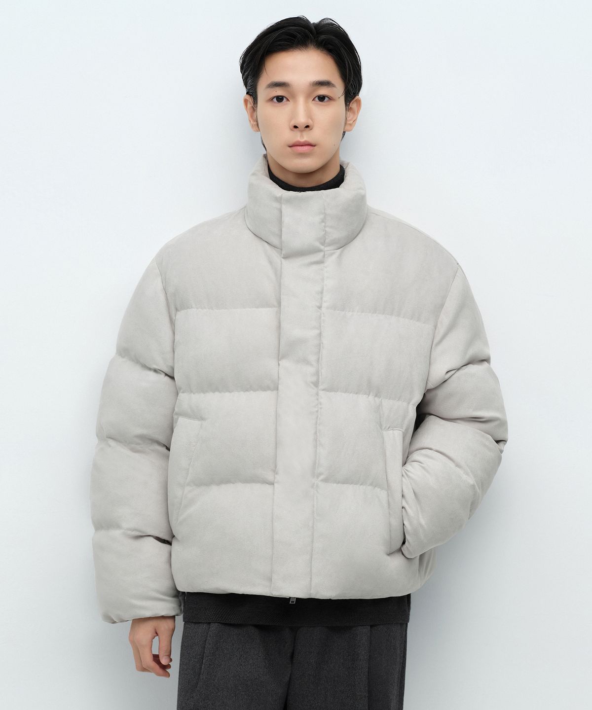 무신사 스탠다드(MUSINSA STANDARD) 데일리 푸퍼 신세틱 스웨이드 숏 패딩 재킷 [더스티 크림]