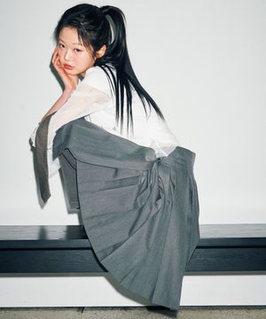 S05.00 Unbalanced Wrap Pleated mid skirt