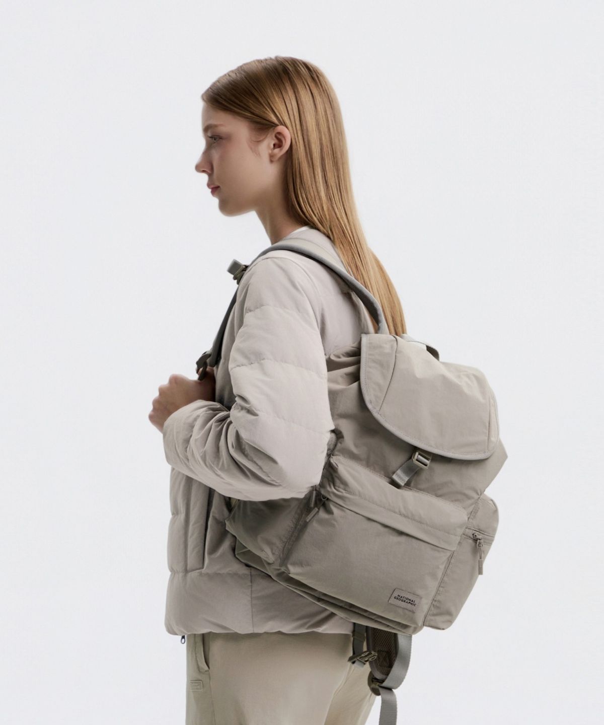 내셔널지오그래픽(NATIONALGEOGRAPHIC) N253ABG520 경량 백팩 BEIGE