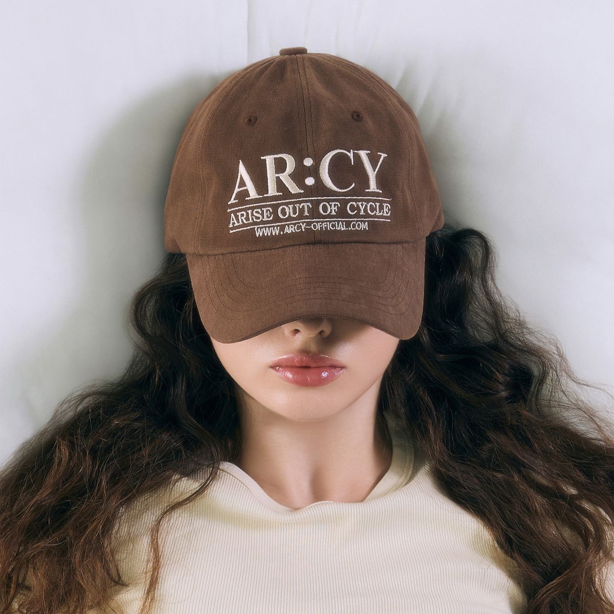 아르씨(ARCY) ARISE BALL CAP [BROWN]
