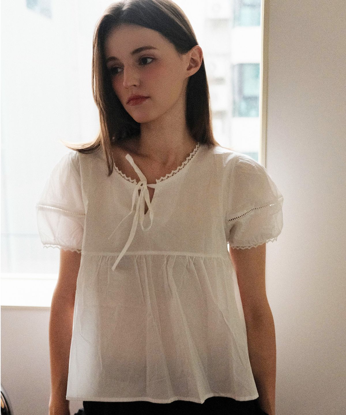 쿨키튼(KOOLKITTEN) Belle Bow Puff Blouse