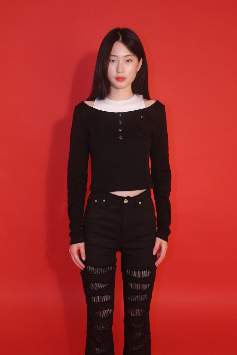 eyelet layered tee