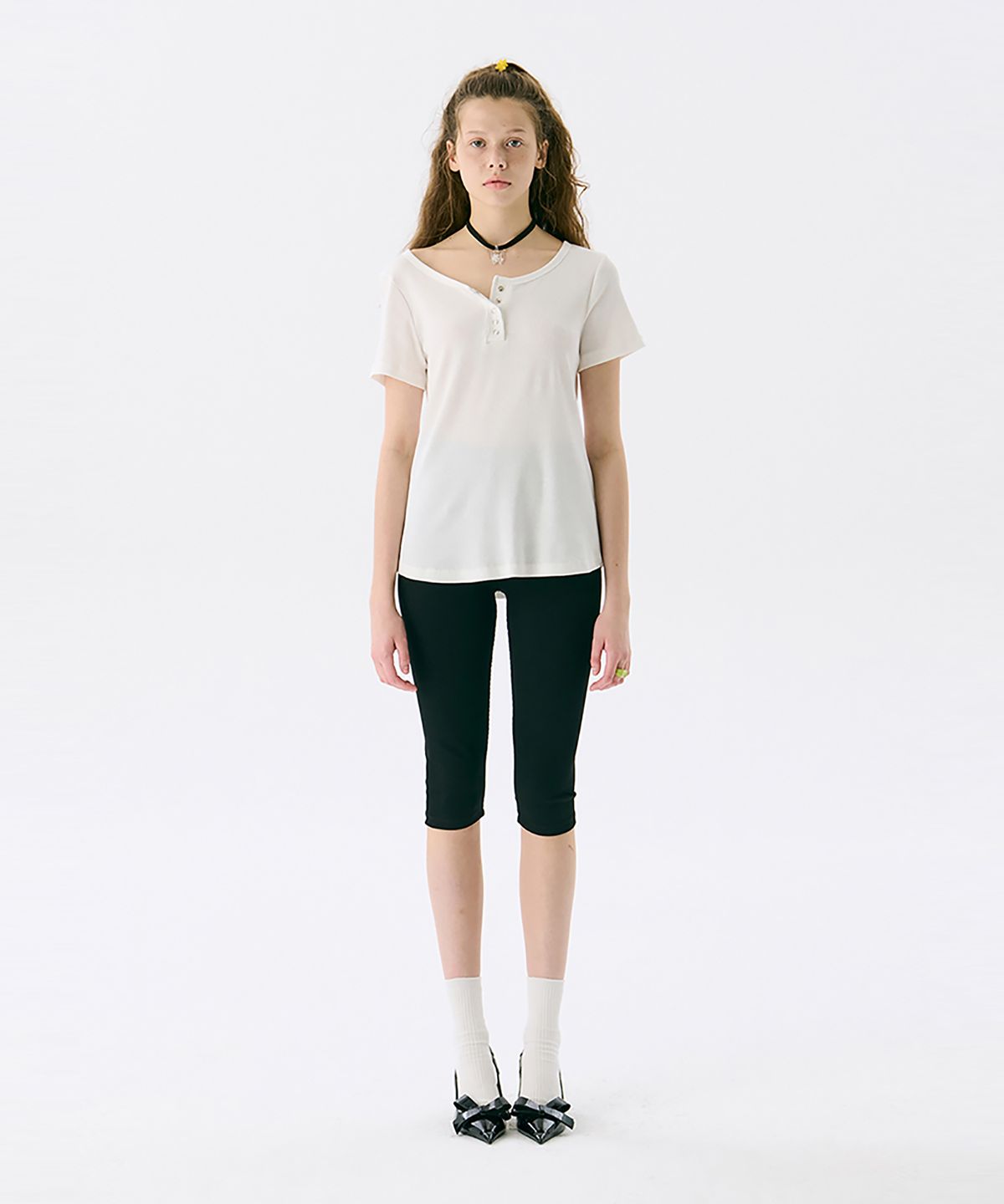 준준스페이스(JUNEJUNE SPACE) Capri leggings_Black (카프리 레깅스_블랙)