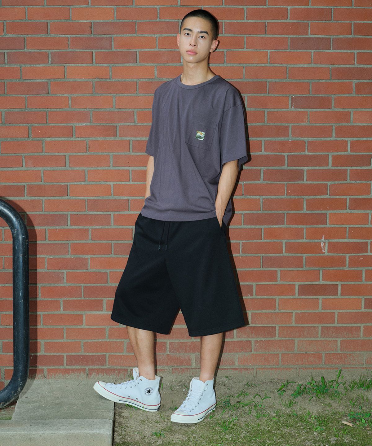트레셔(THRASHER) 매거진 스웻 버뮤다핏 팬츠 블랙