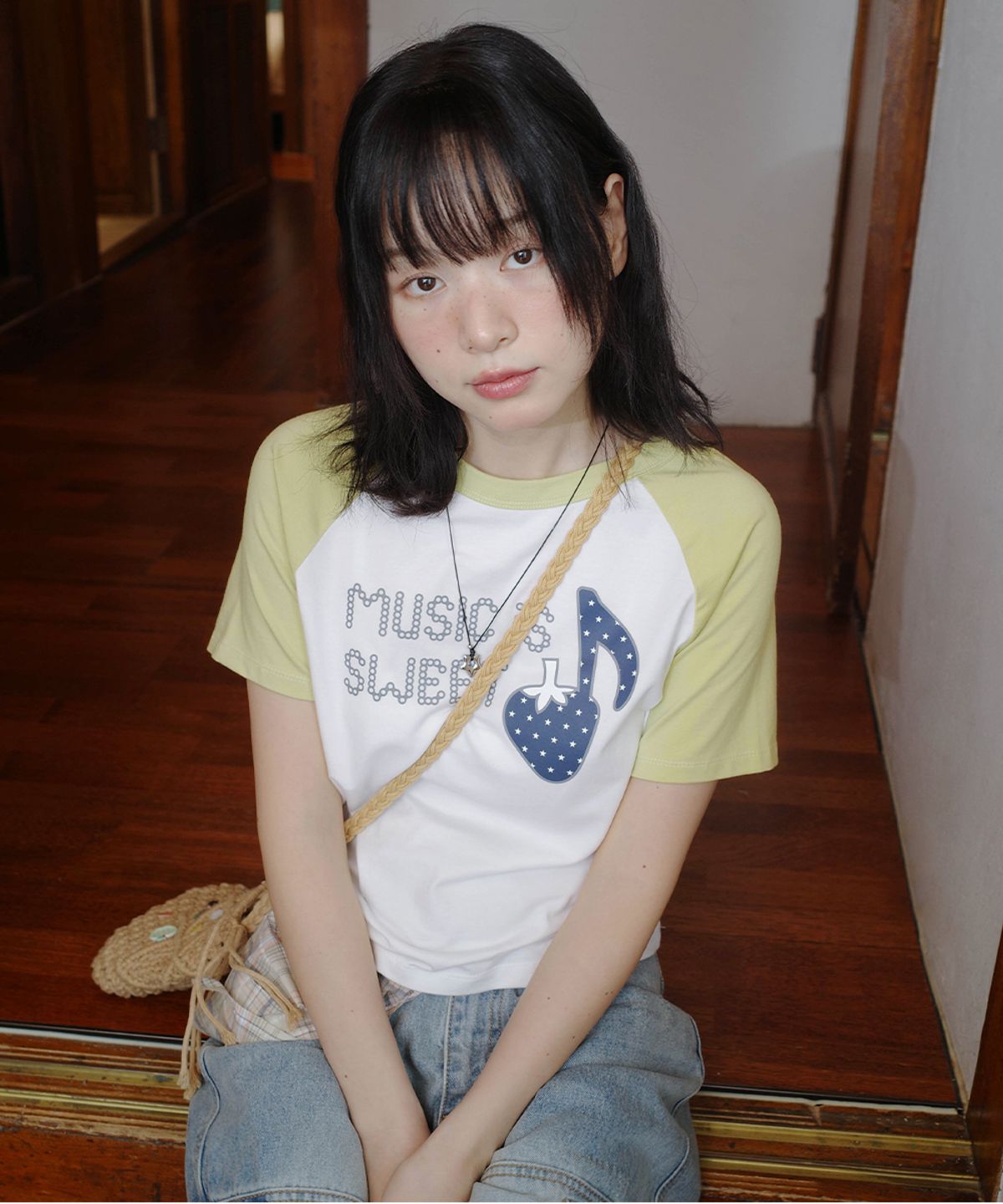 카비시(CAVISH) W STRAWBERRY RAGLAN SS TEE WHITE(CV2FMFT545A)