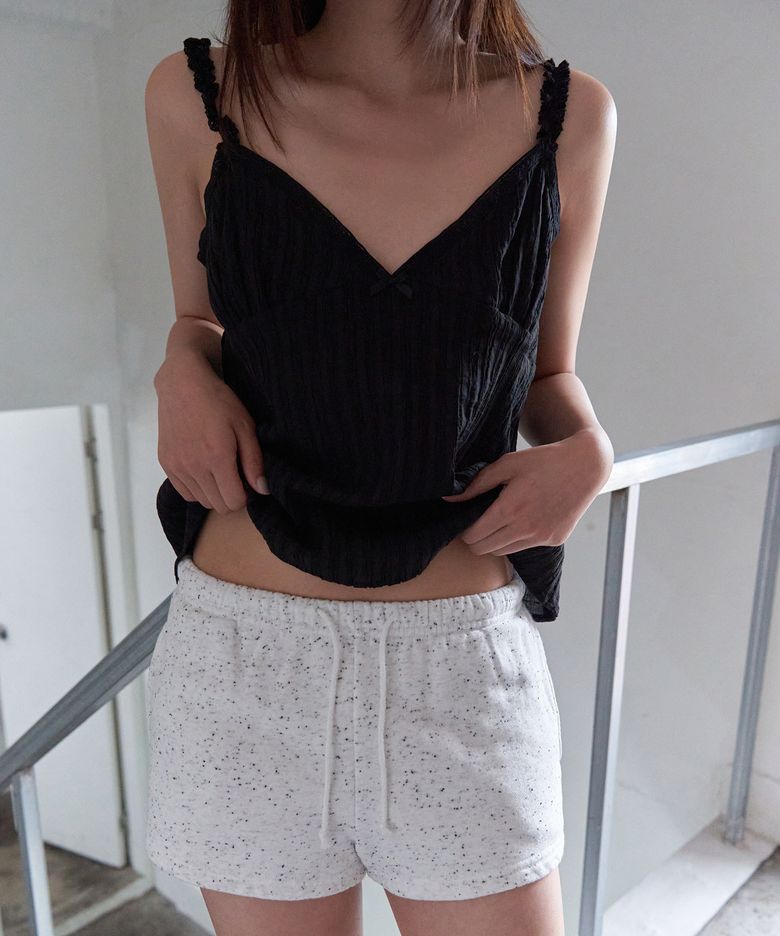 [PALACE] miracle pleated sleeveless_2Colors