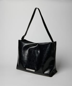 스페이스 크로스바디백