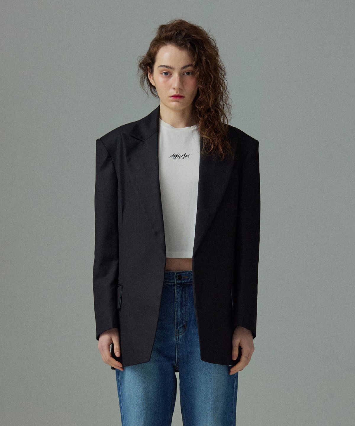 므아므(MMAM) [ESSENTIAL] Signature minimal jacket
