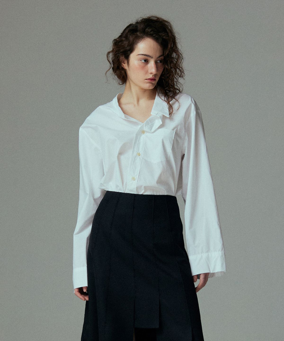 므아므(MMAM) Unbalance drape shirt