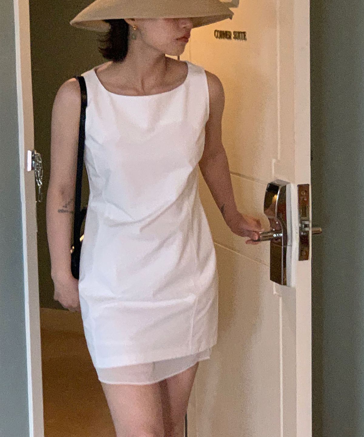 쏘이르(SO IR) (2COLOR)CLASSIC MINI DRESS