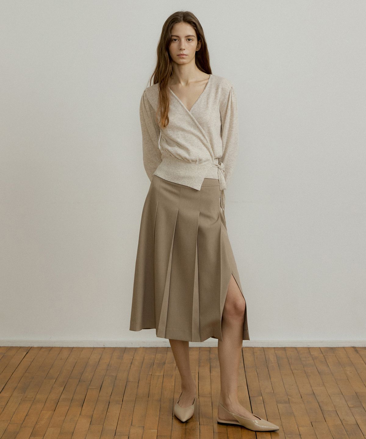 오떼뜨(OCTETTE) WRAP SLEEVE KNIT_2COLOR