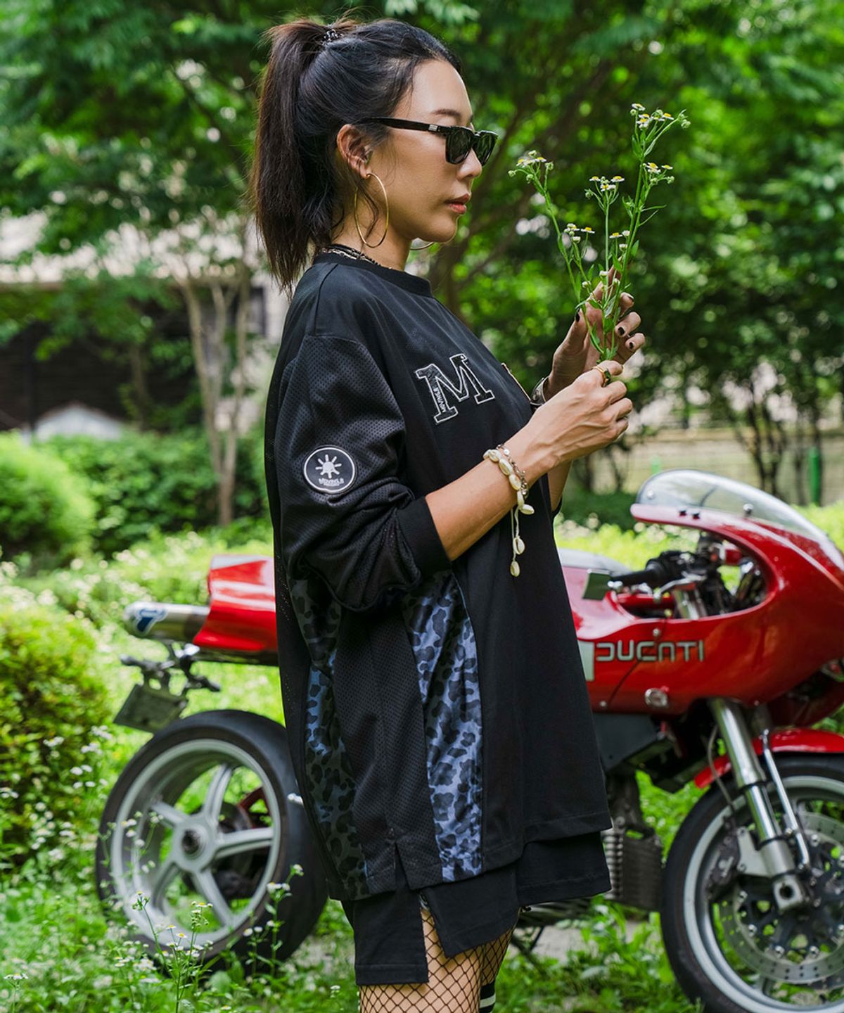 모빈스알(MOVINS.R) BEAST MESH TOP SILVER