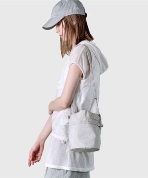 라플라스 N17 크로스백 미스티 그레이