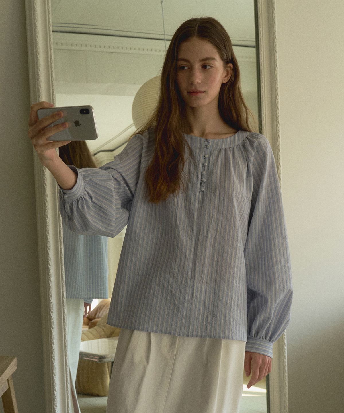 오떼뜨(OCTETTE) HENLY NECK BUTTON BLOUSE_2COLOR