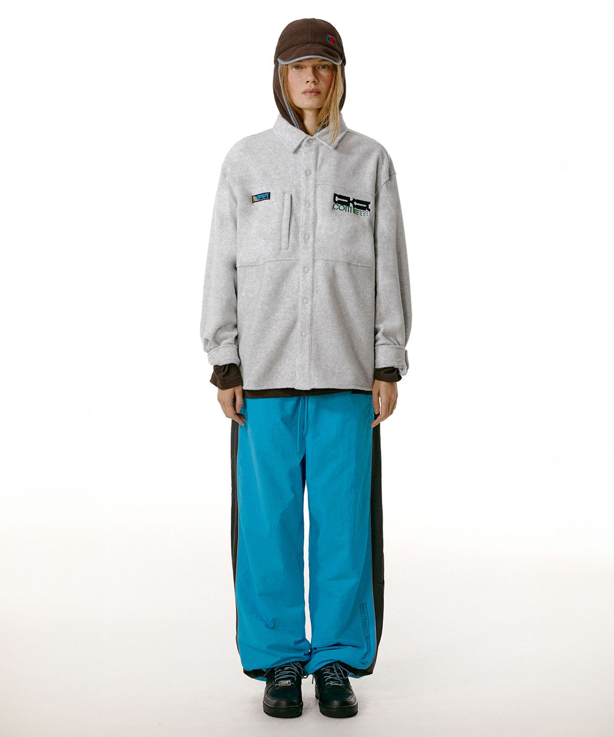 테켓(TEKET) Jingle Words Track Pants Blue