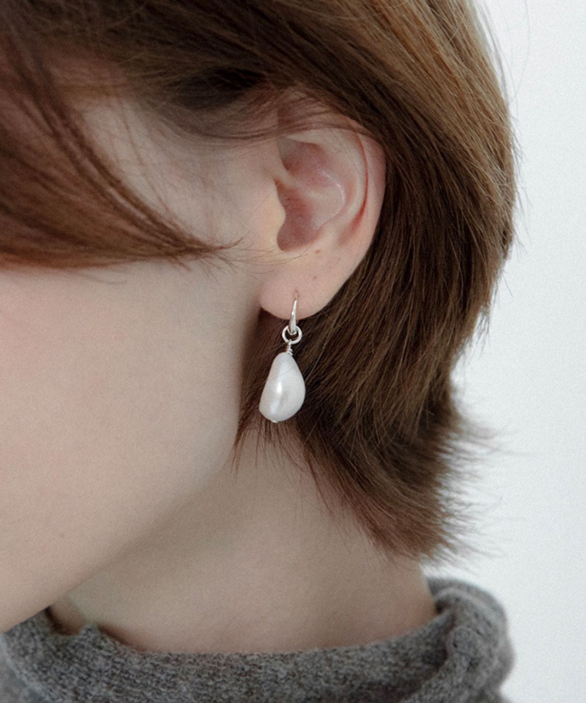 태싯(TACIT) Baroque pearl drop earrings