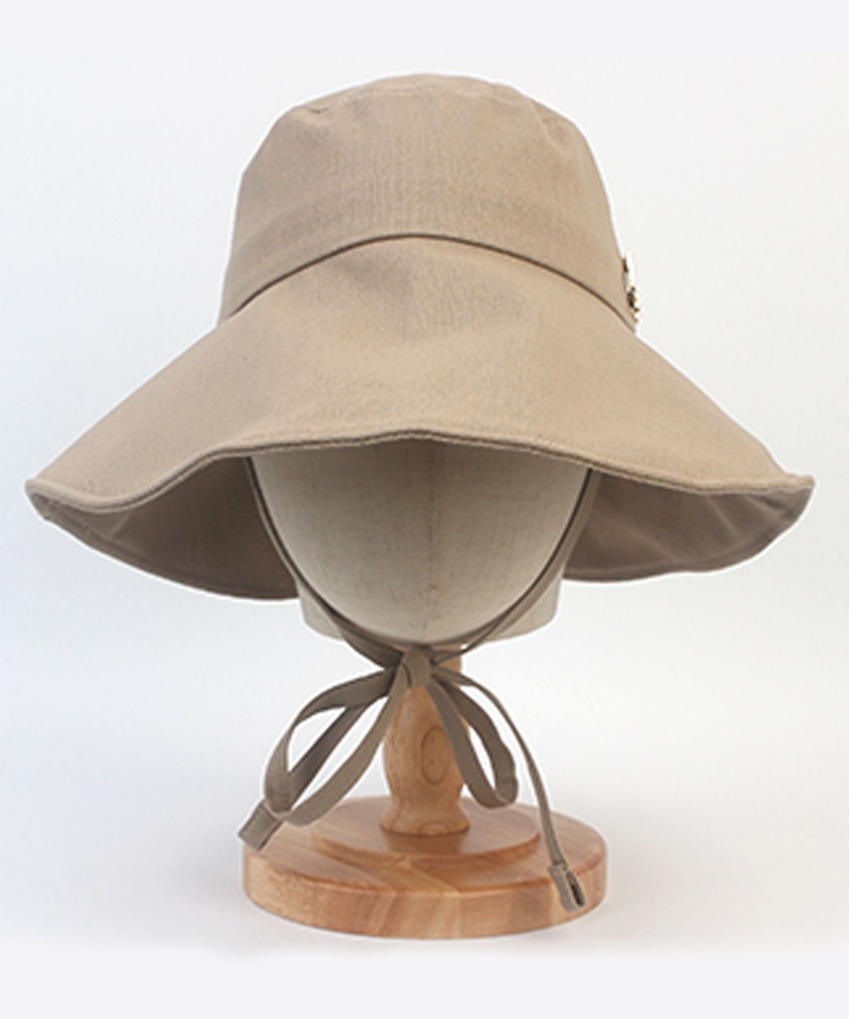 유니버셜 케미스트리(UNIVERSAL CHEMISTRY) Summer String Beige Bucket Hat 여름버킷햇