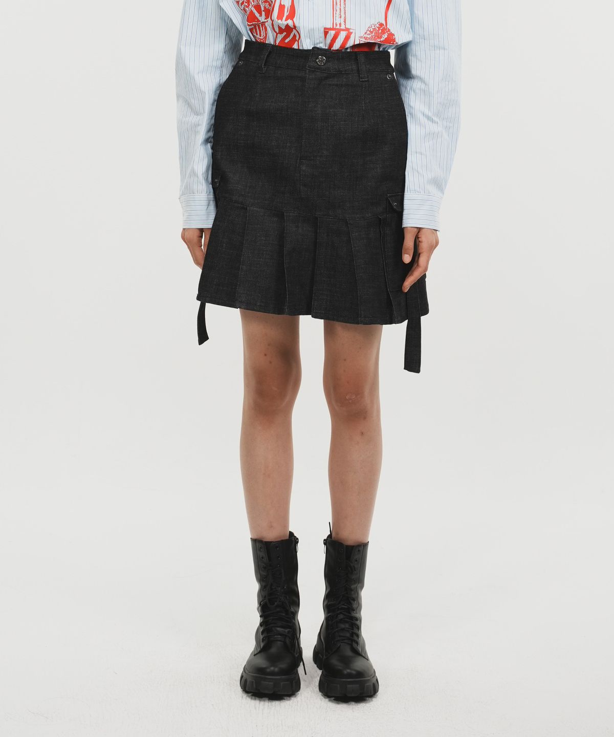 페노메논시퍼(PHENOMENON SEEPER) DENIM PLEATS SKIRT