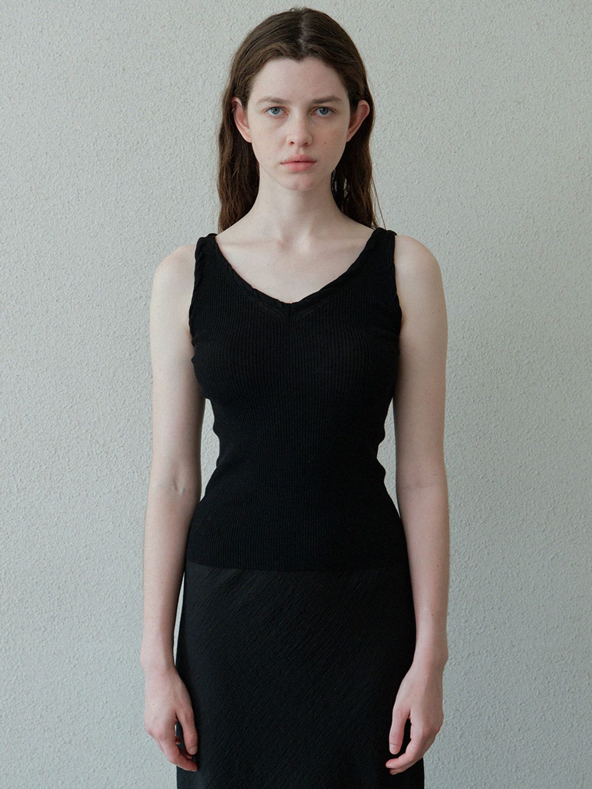 르(LE) twisted ribbed v-neck knit top (black) - 사이즈 & 후기 | 무신사