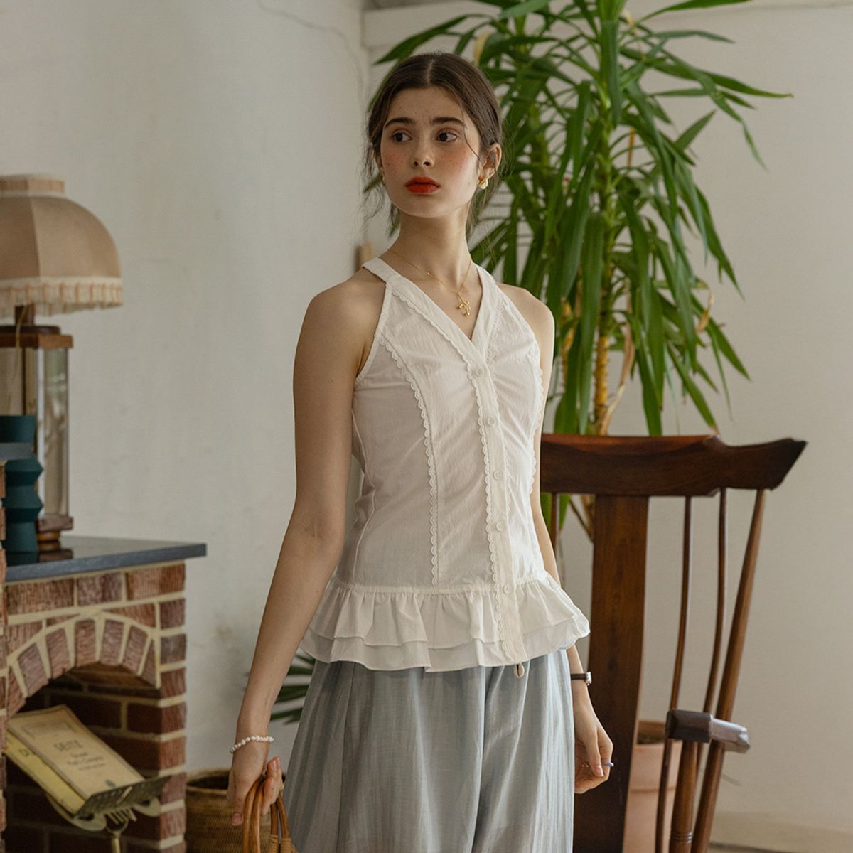 프라우드 마리(PROUD MARY) PM_Pleated hem sleeveless top_WHITE