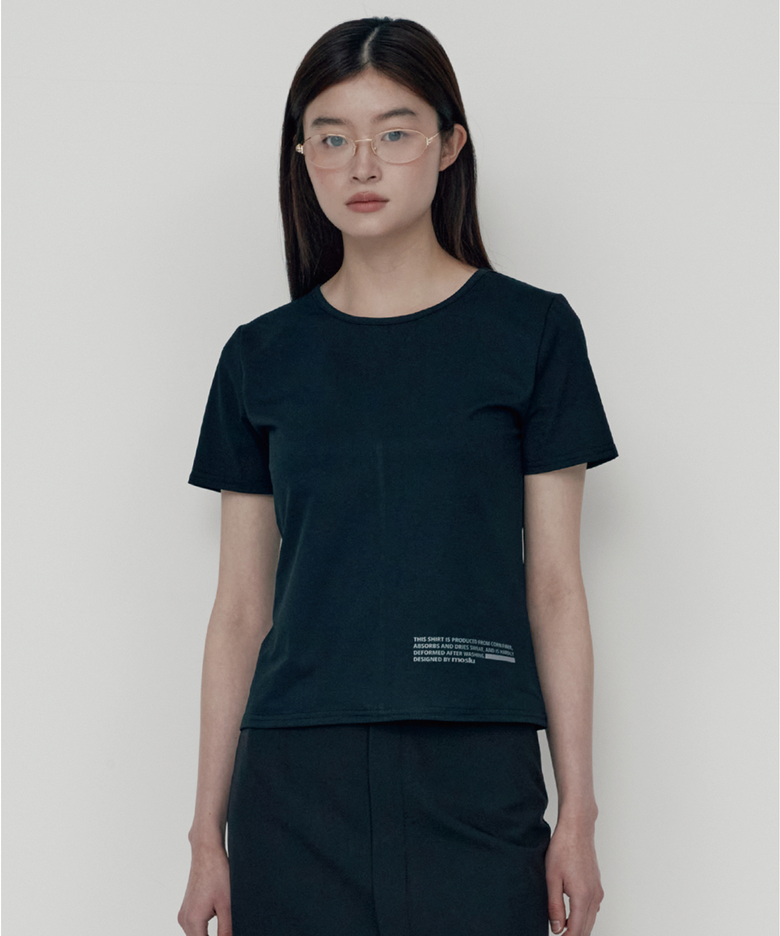 Momo t-shirt (Black)