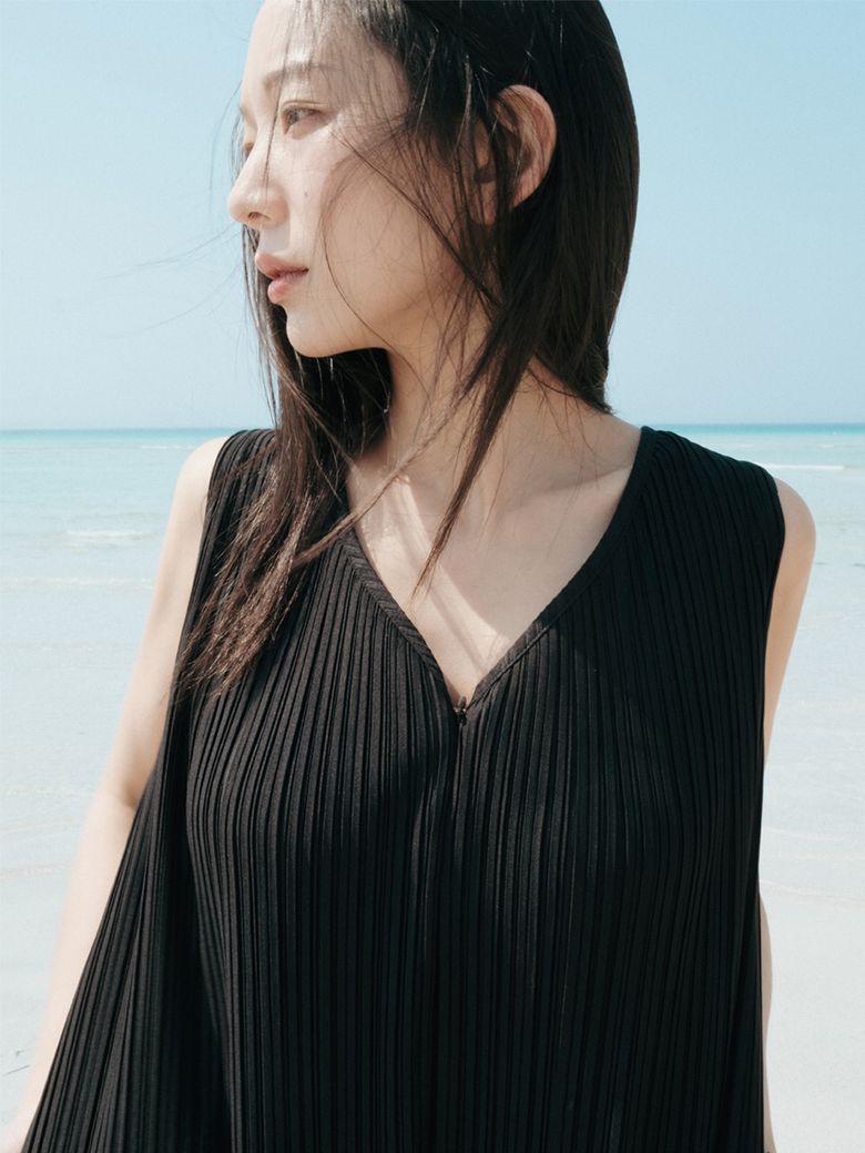 플리츠 점프수트 블랙