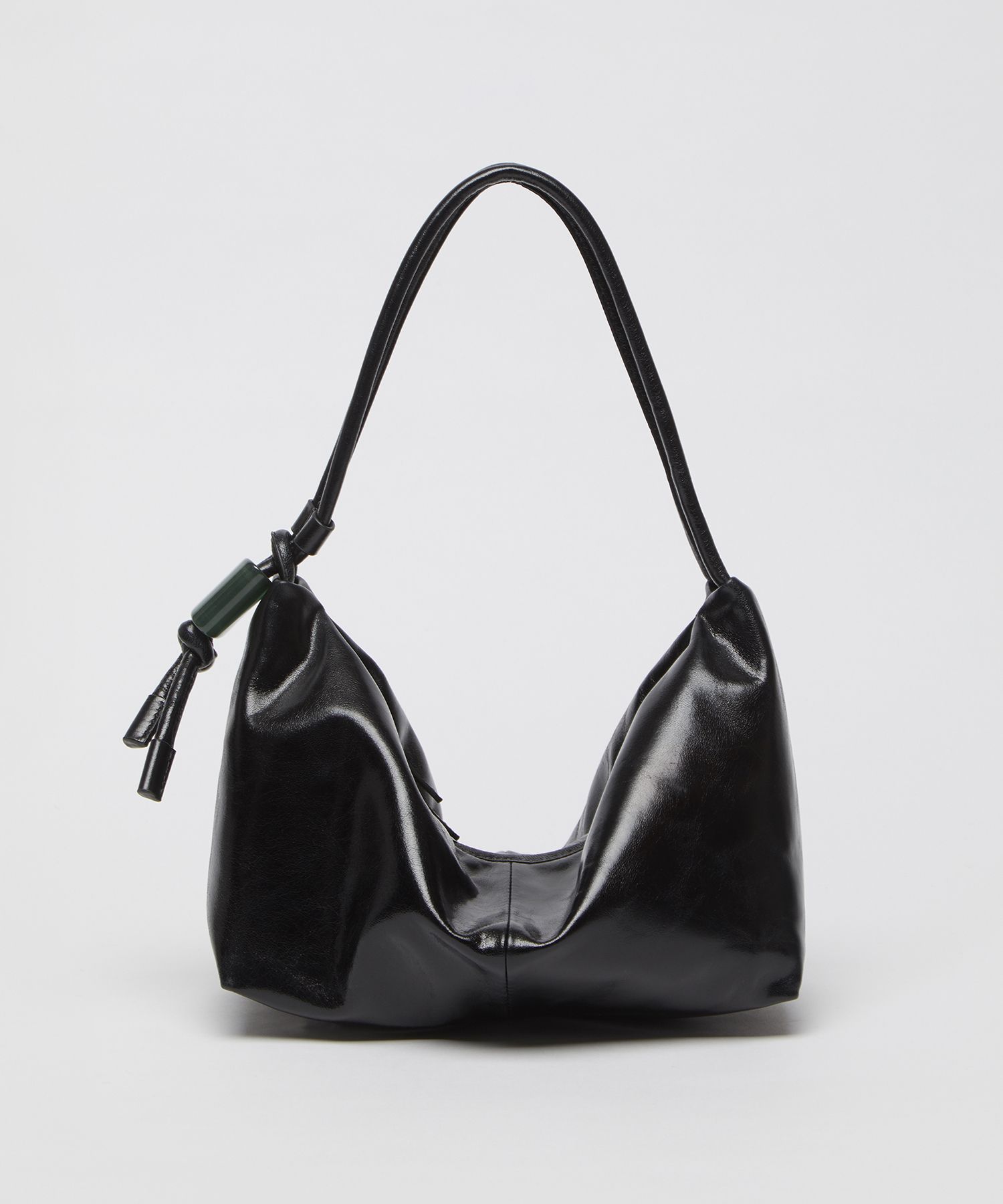 MUSINSA公式 | Archivépke Ridge shoulder bag(Glossy crack black)_ 