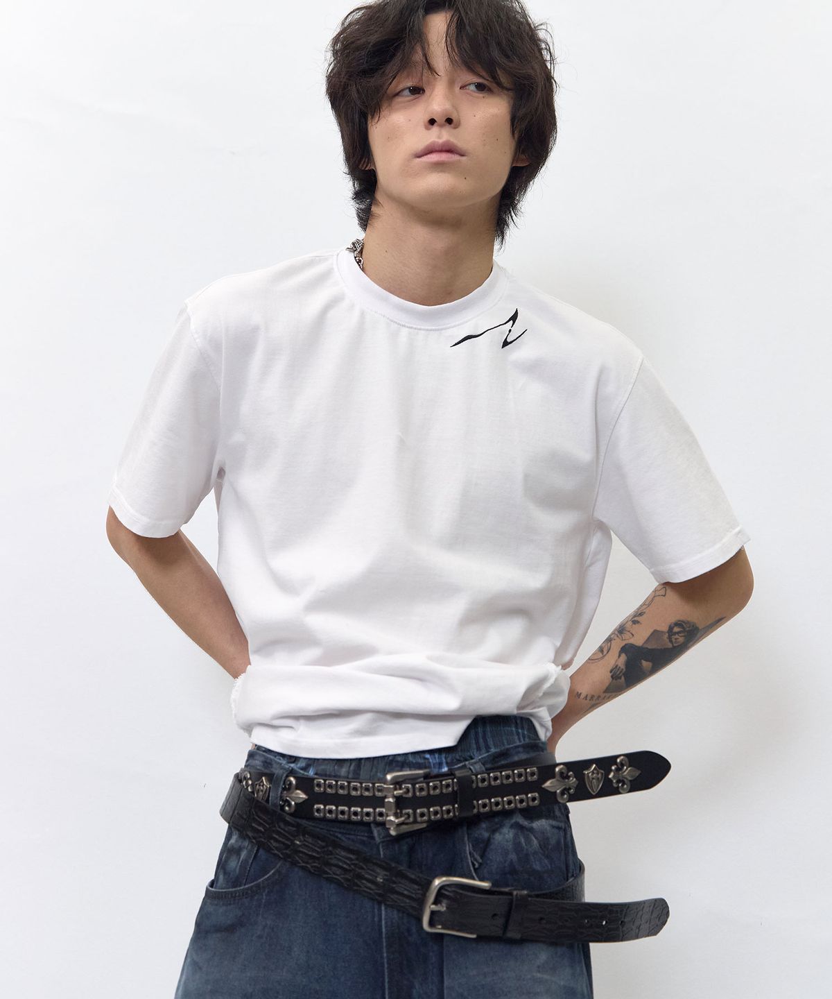 비엘알(BLR) Destroyed Gradation Bleached Short Sleeve White