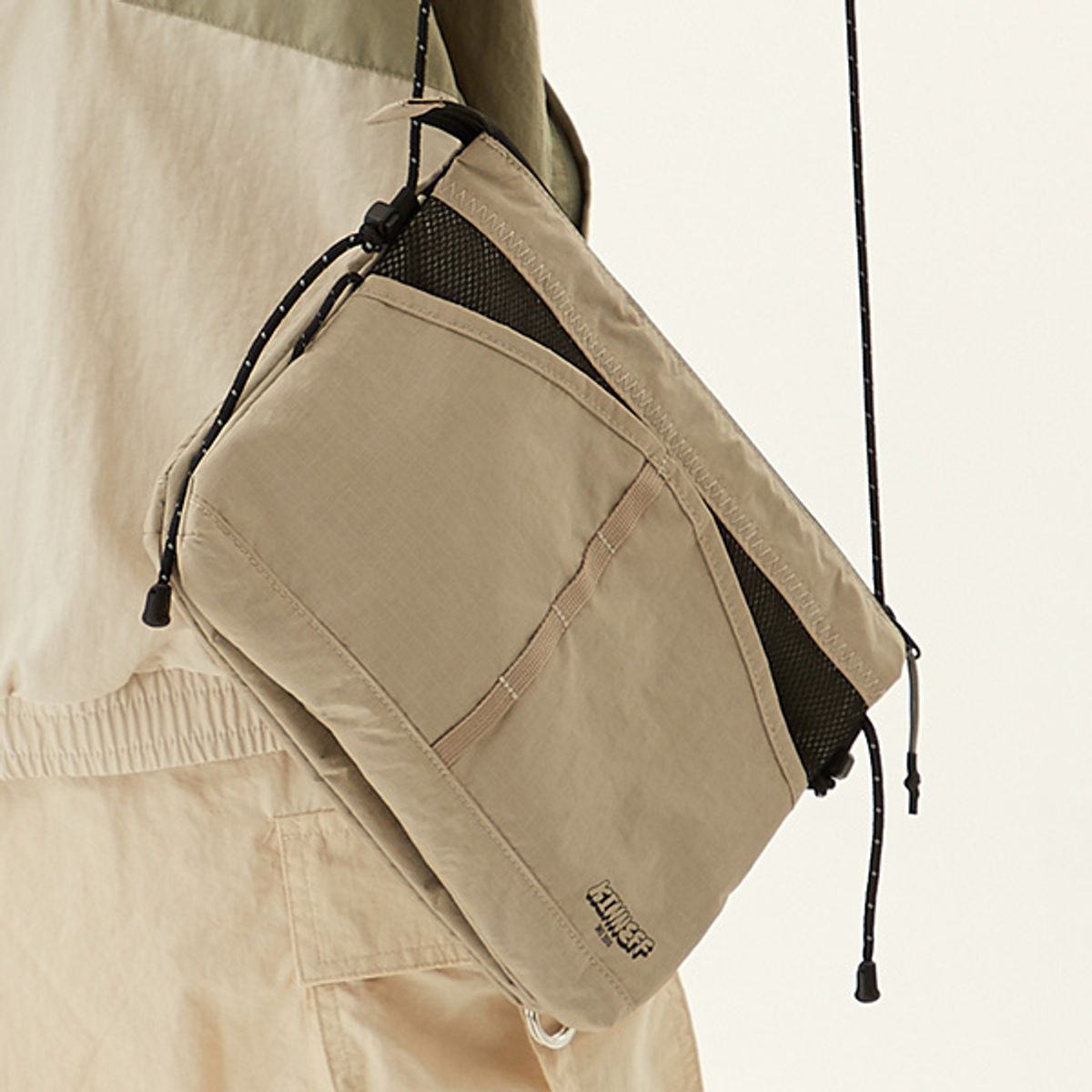 쌤소나이트 레드(SAMSONITE RED) KINNEFF SACOCHE DUNE BEIGE
