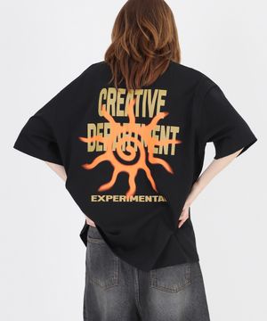 SUN 로고 반팔티셔츠 - 블랙