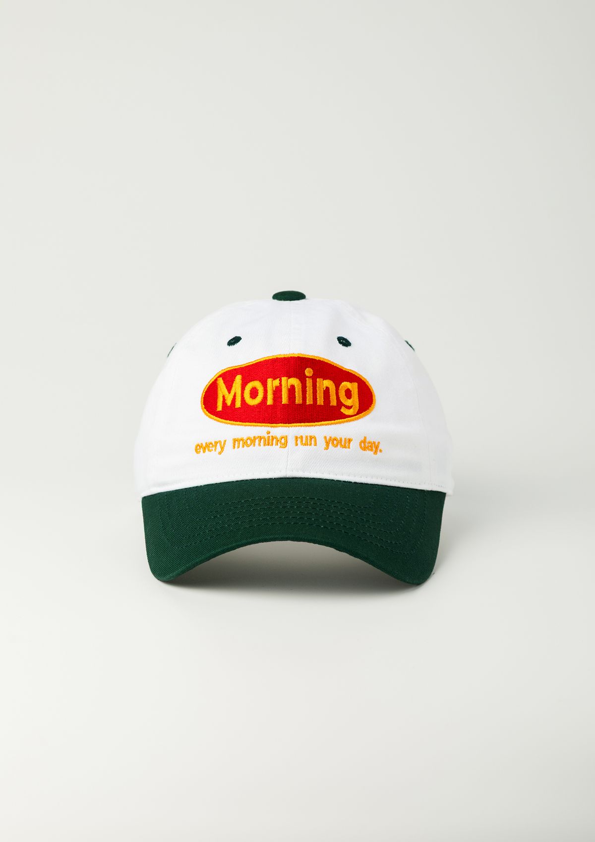 모닝커피런클럽(MORNINGCOFFEERUNCLUB) 모닝 원형 로고 투톤 볼캡 그린