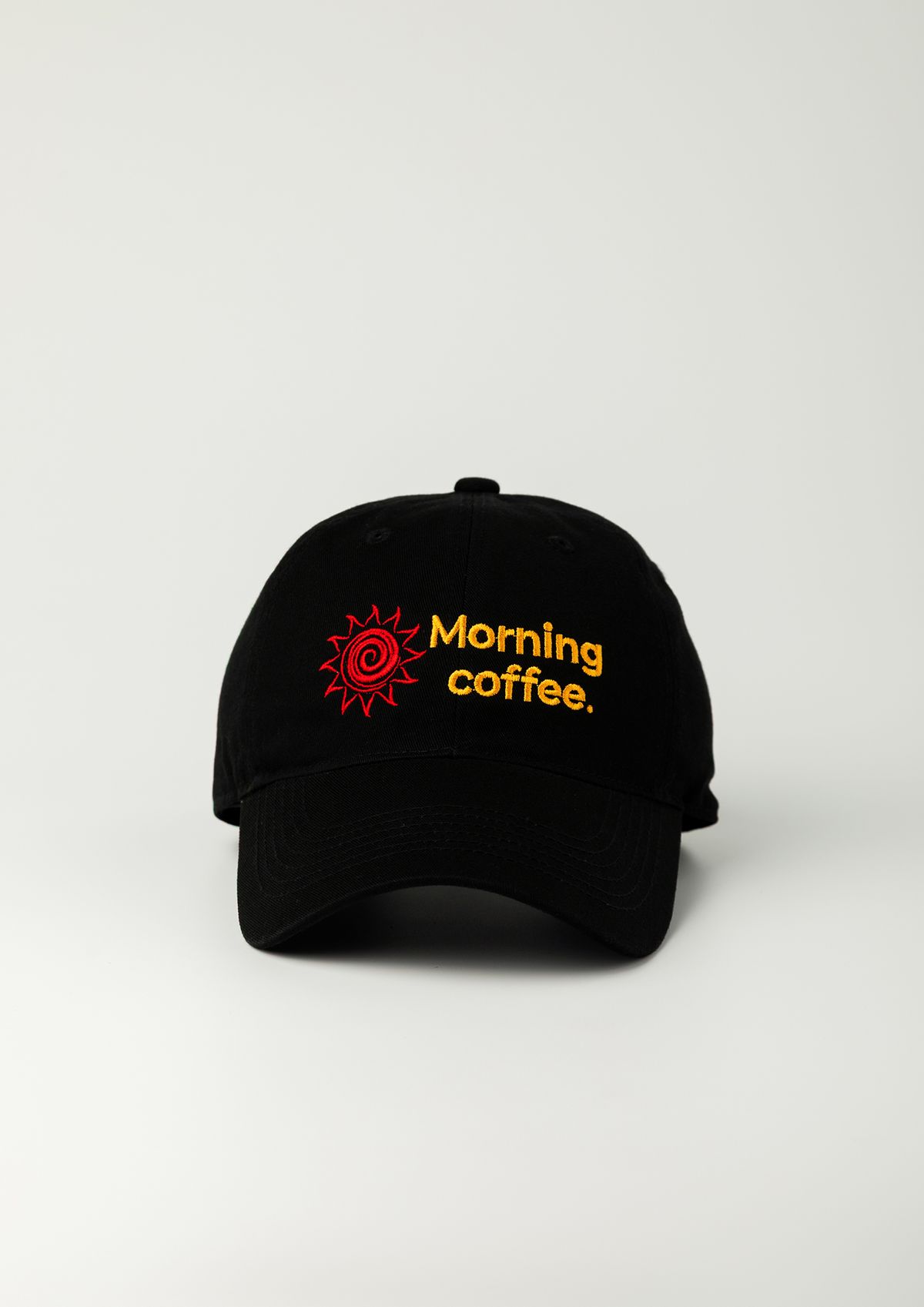 모닝커피런클럽(MORNINGCOFFEERUNCLUB) 모닝 커피 썬 로고 볼캡  블랙