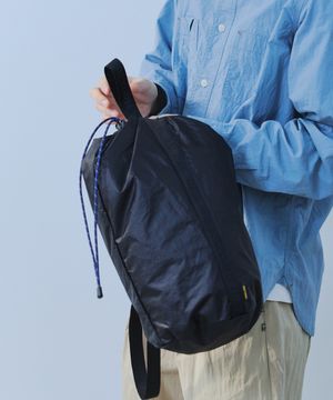 나일론 립 슬링백 - BLACK