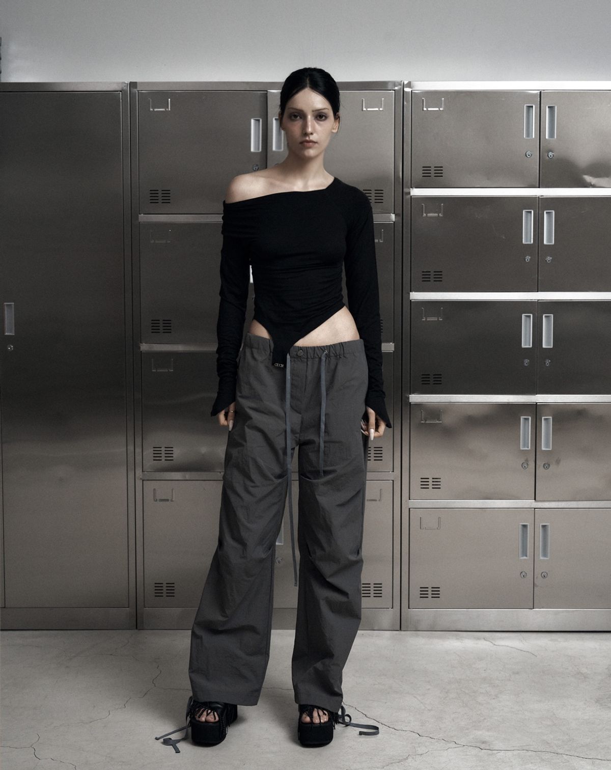 오도어(ODOR) Nilo nylon pants