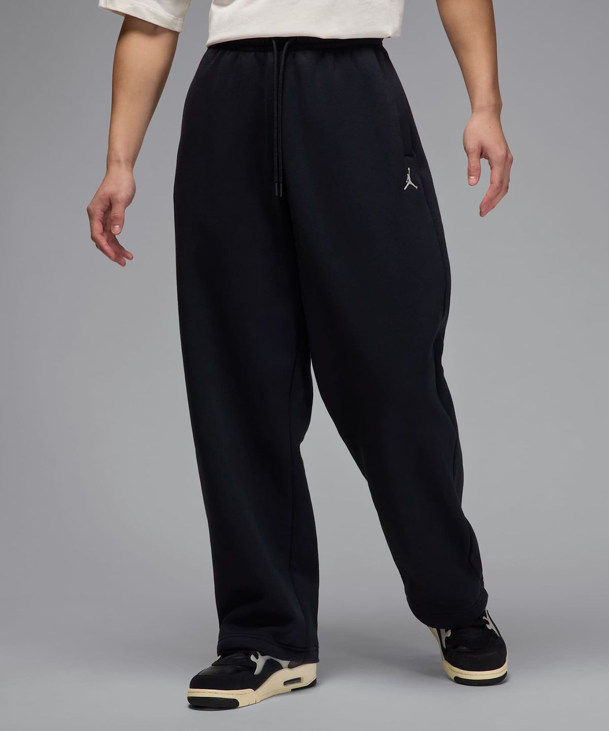 나이키(NIKE) 조던 브루클린 플리스 오버사이즈 오픈 헴 팬츠 M - 블랙:세일 / IB7238-010
