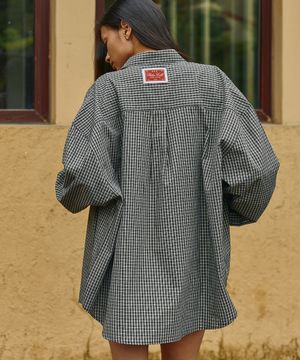 오버사이즈드 코니 체크 셔츠-블랙